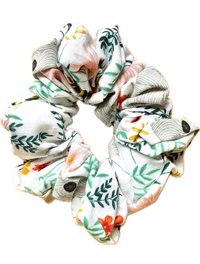 Scrunchies & Botanicals 