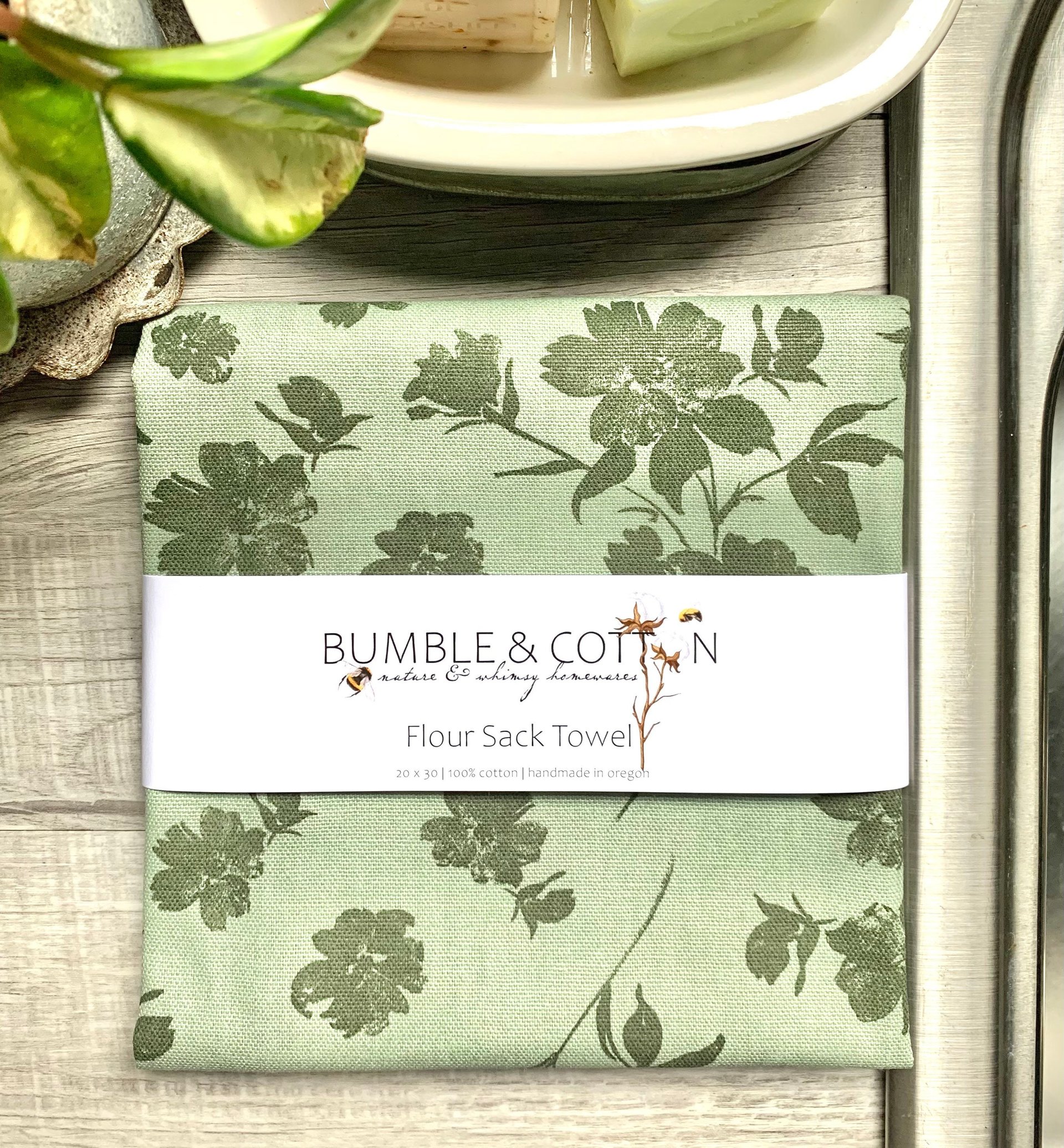 Green FloralChef Towel || Nature Inspired Kitchen Towel