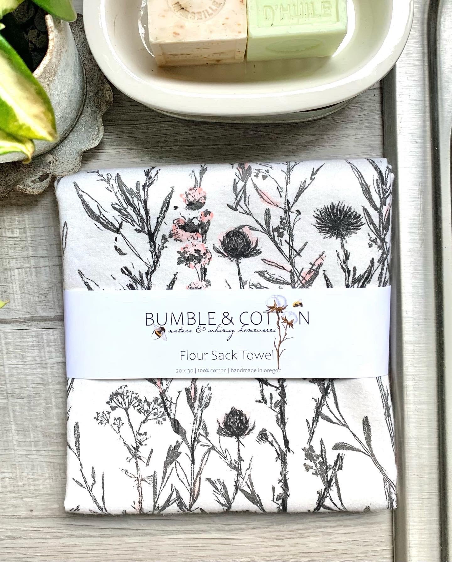 Wild Botanicals Paperless Towels || Unpaper Towels || Eco Sustainable Zero Waste Kitchen 12x12 Sheets