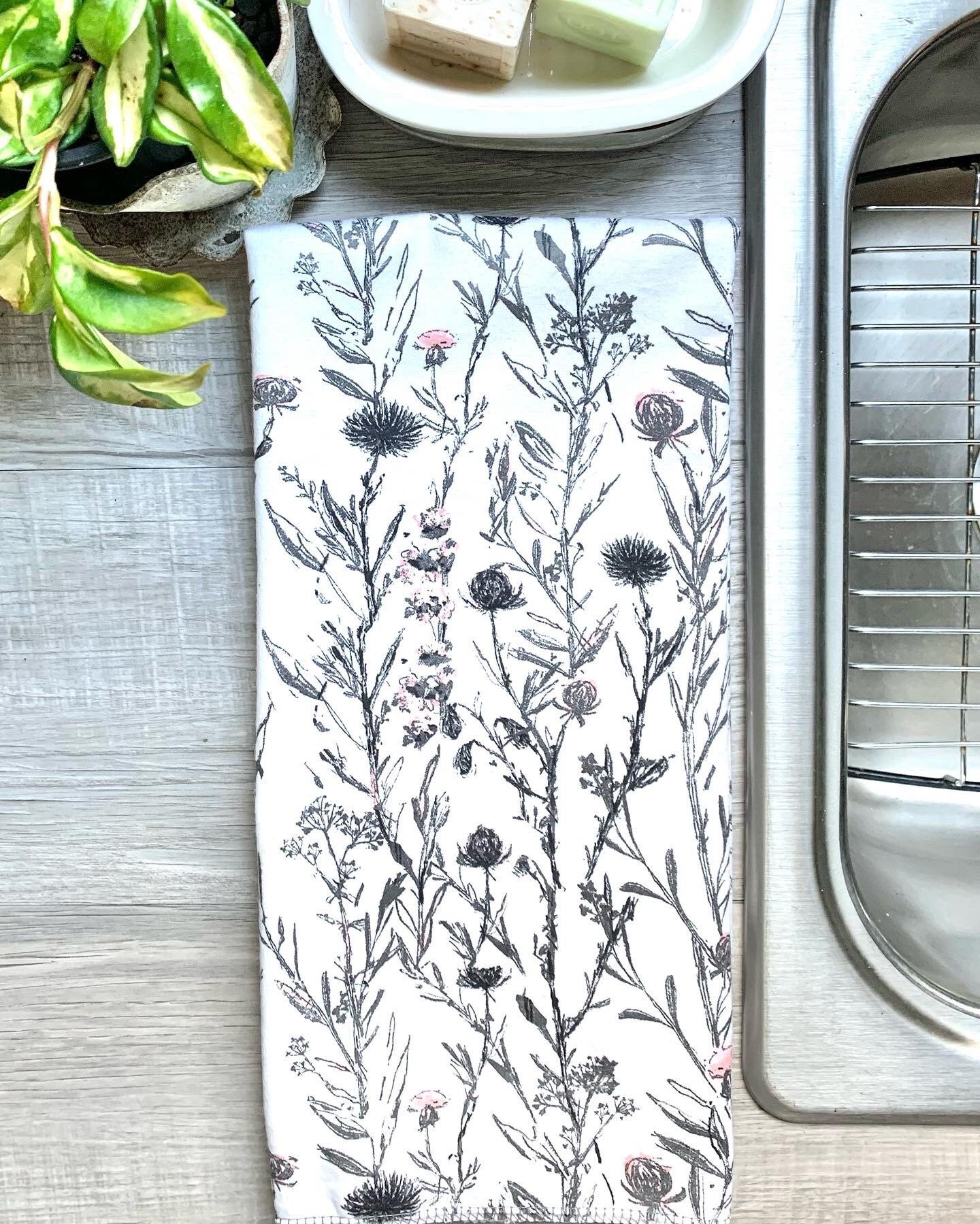 Wild Botanicals Paperless Towels || Unpaper Towels || Eco Sustainable Zero Waste Kitchen 12x12 Sheets