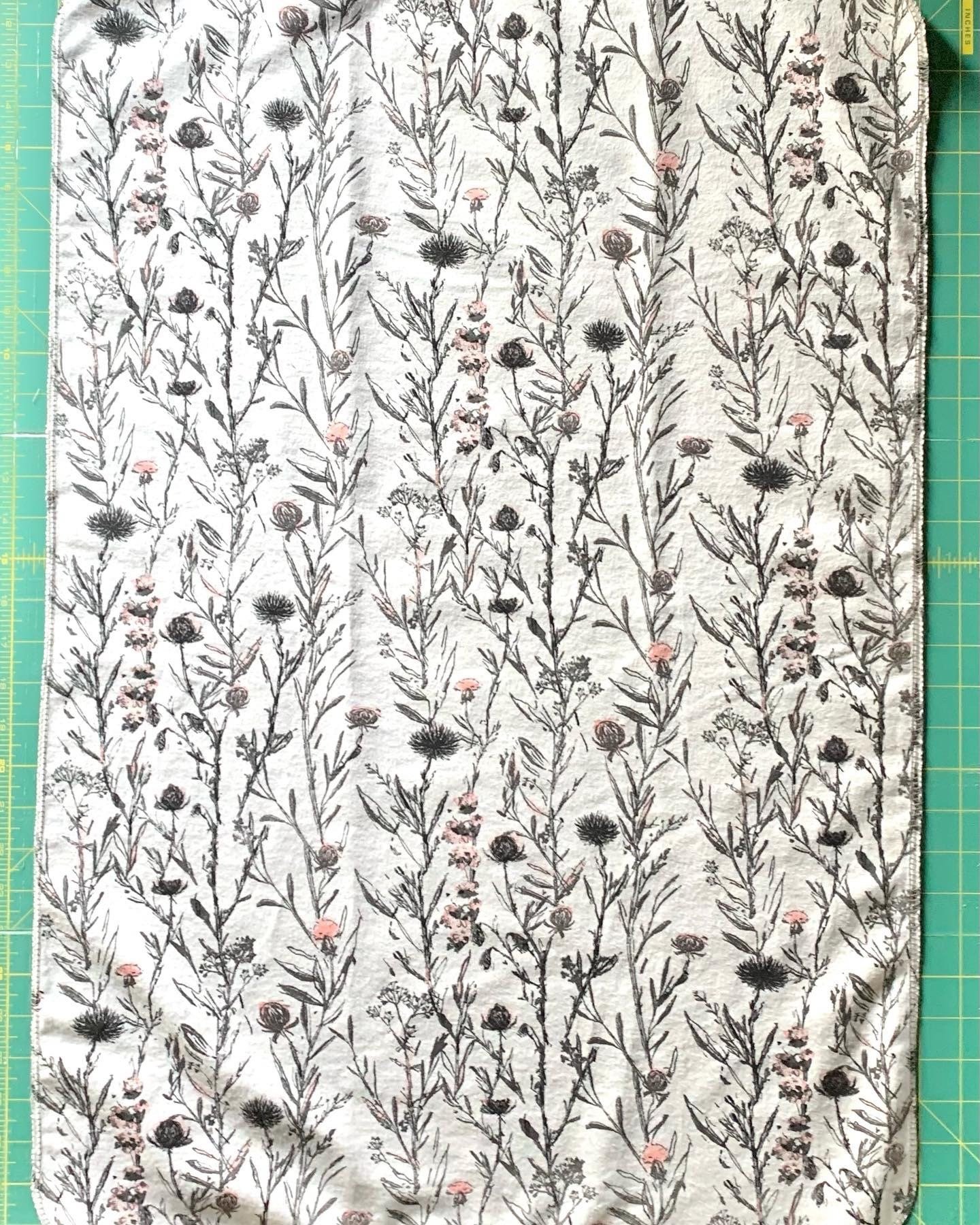 Wild Botanicals Paperless Towels || Unpaper Towels || Eco Sustainable Zero Waste Kitchen 12x12 Sheets