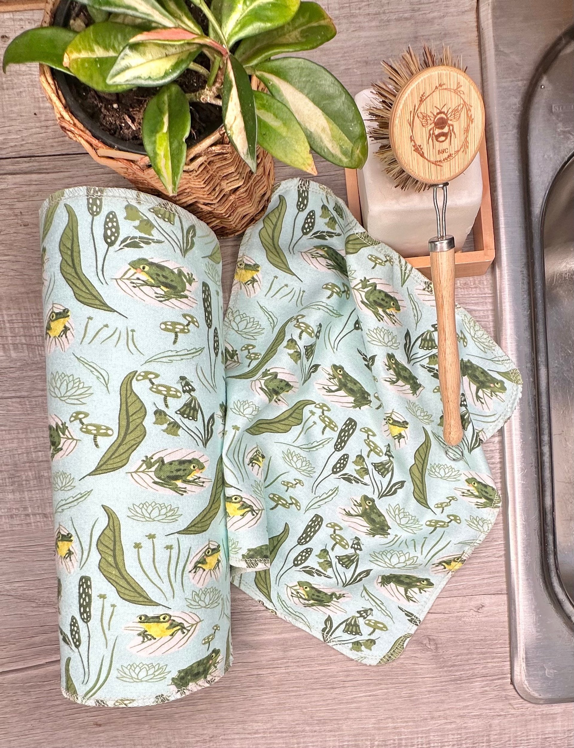 Frogs and Greens Paperless Towels || Unpaper Towels || Eco Sustainable Kitchen 12x12 Sheets