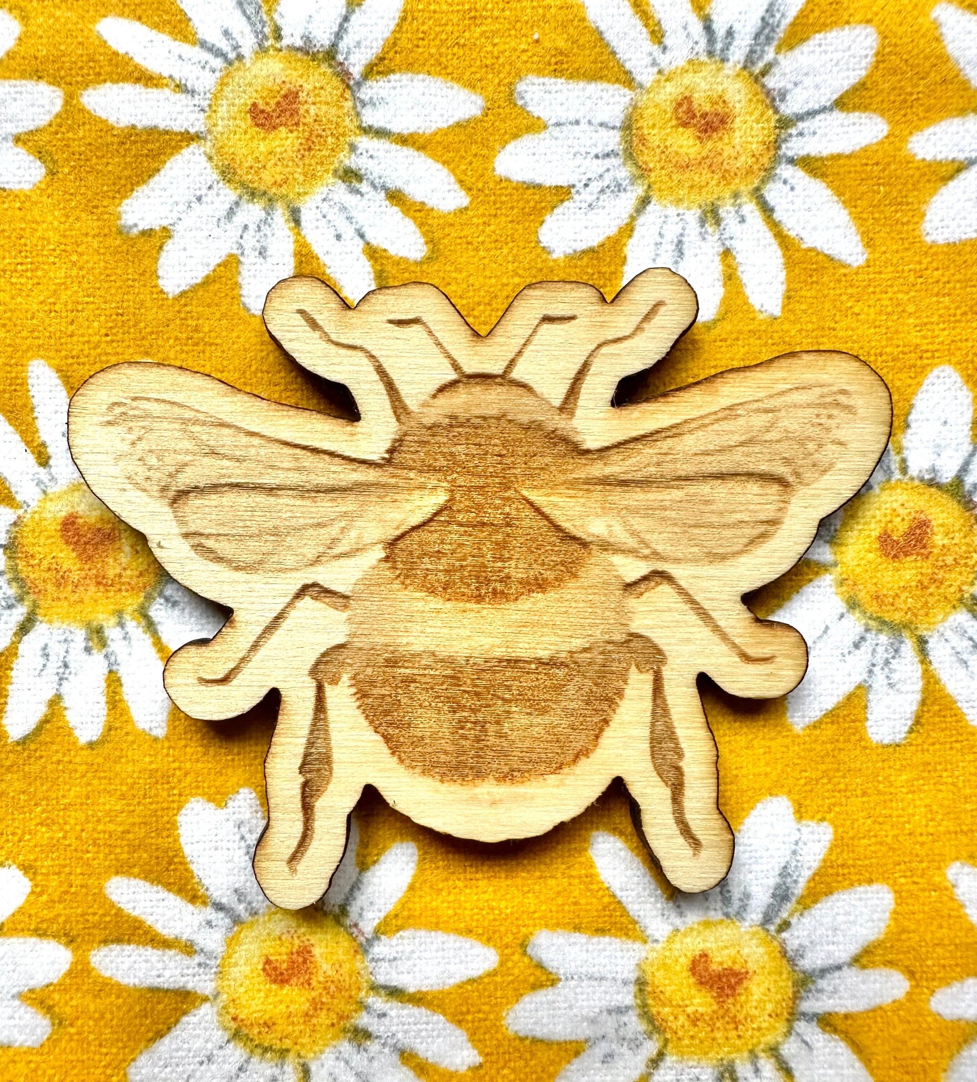 Bumblebee Wood Magnet || Bombus Affinis