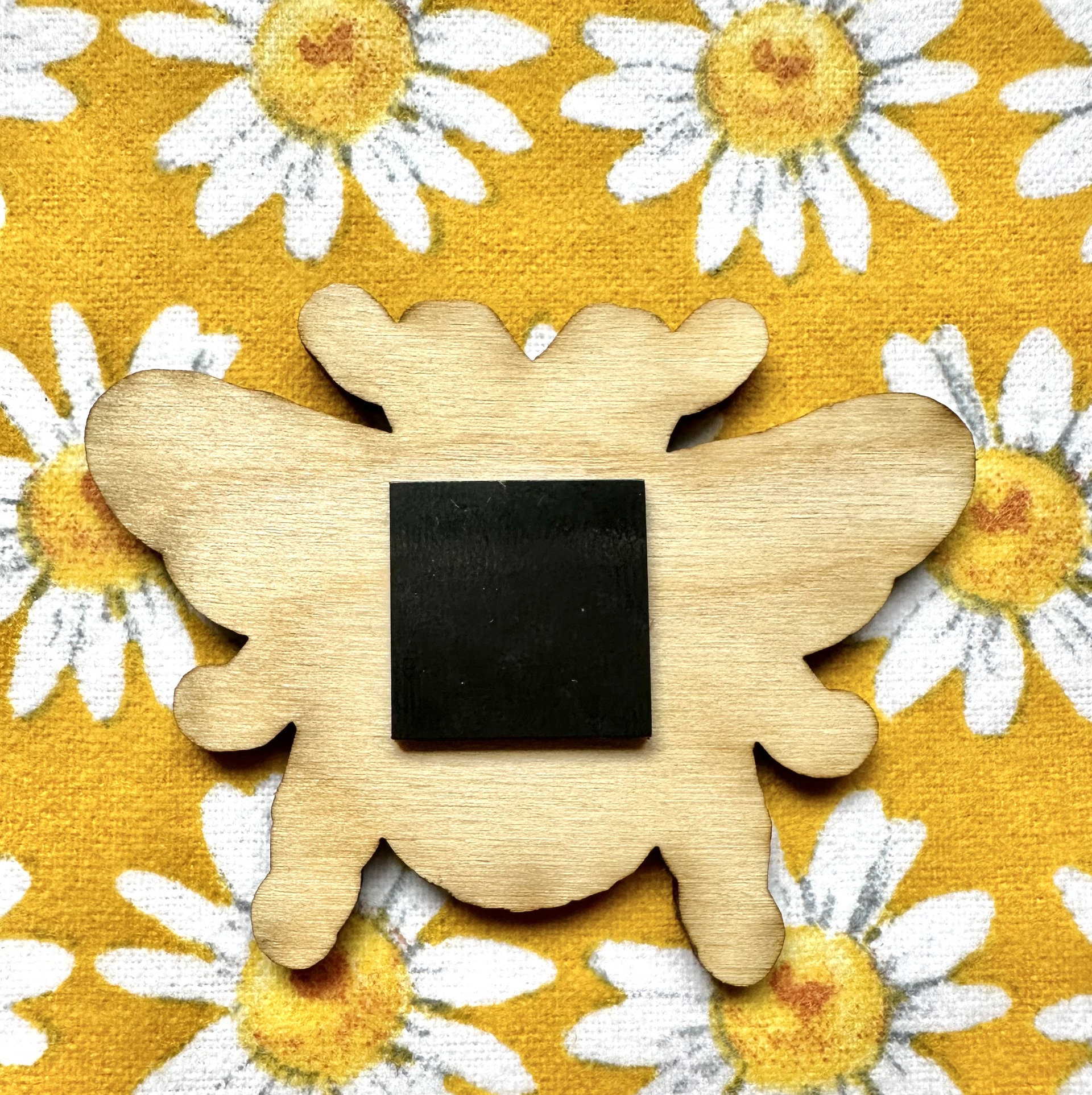 Bumblebee Wood Magnet || Bombus Affinis