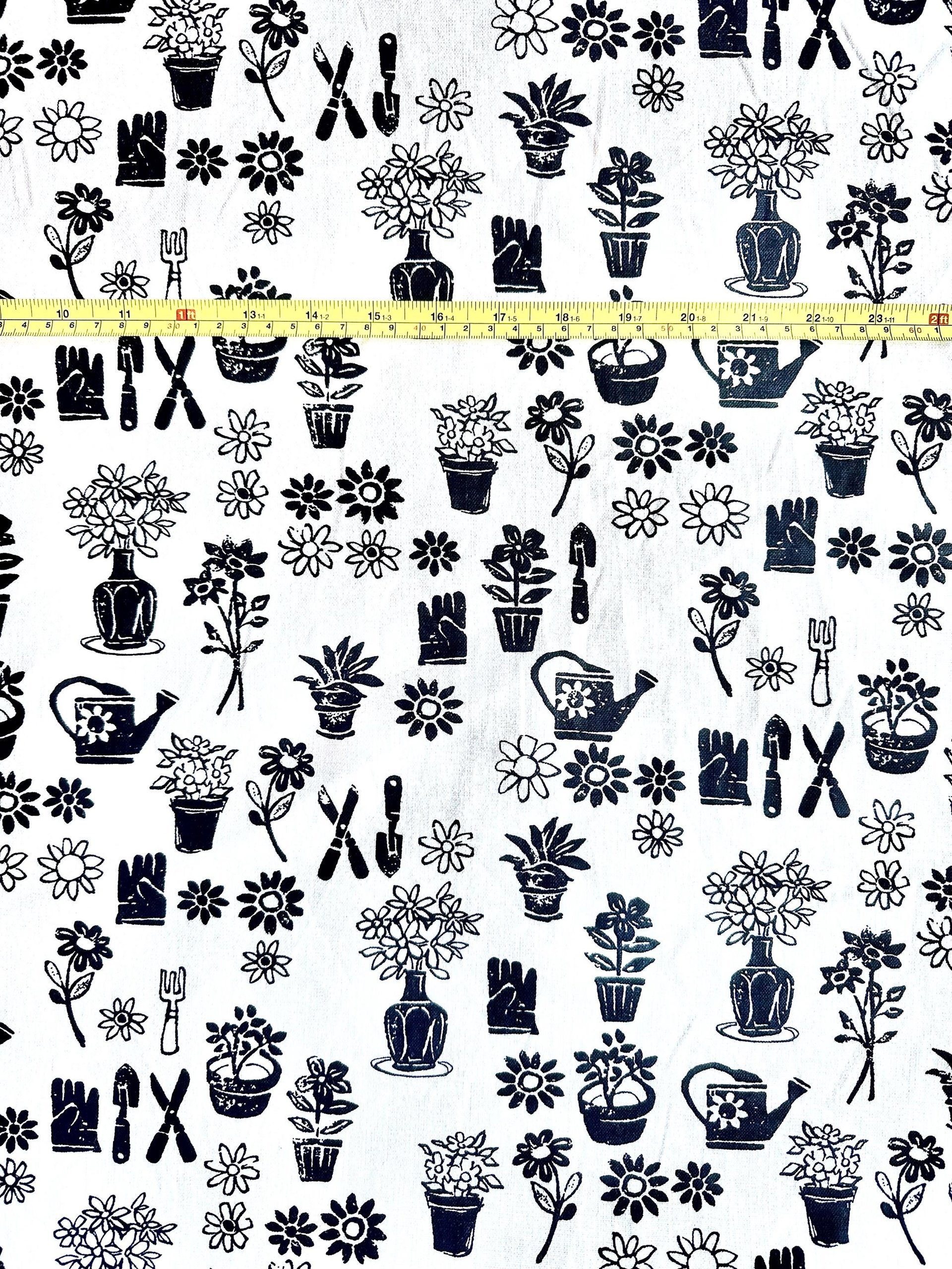 Linen Deadstock Yardage || Gardener’s Delight Black on White 