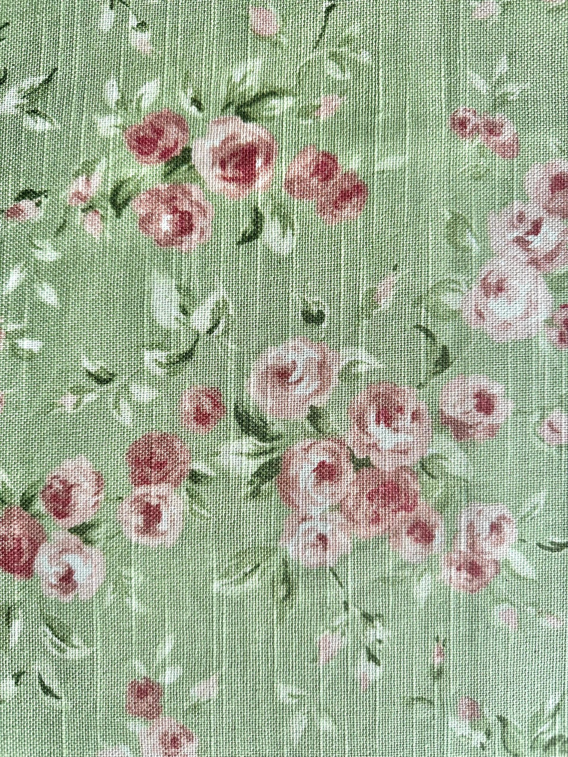 Linen Deadstock Yardage || Vintage Floral on Green
