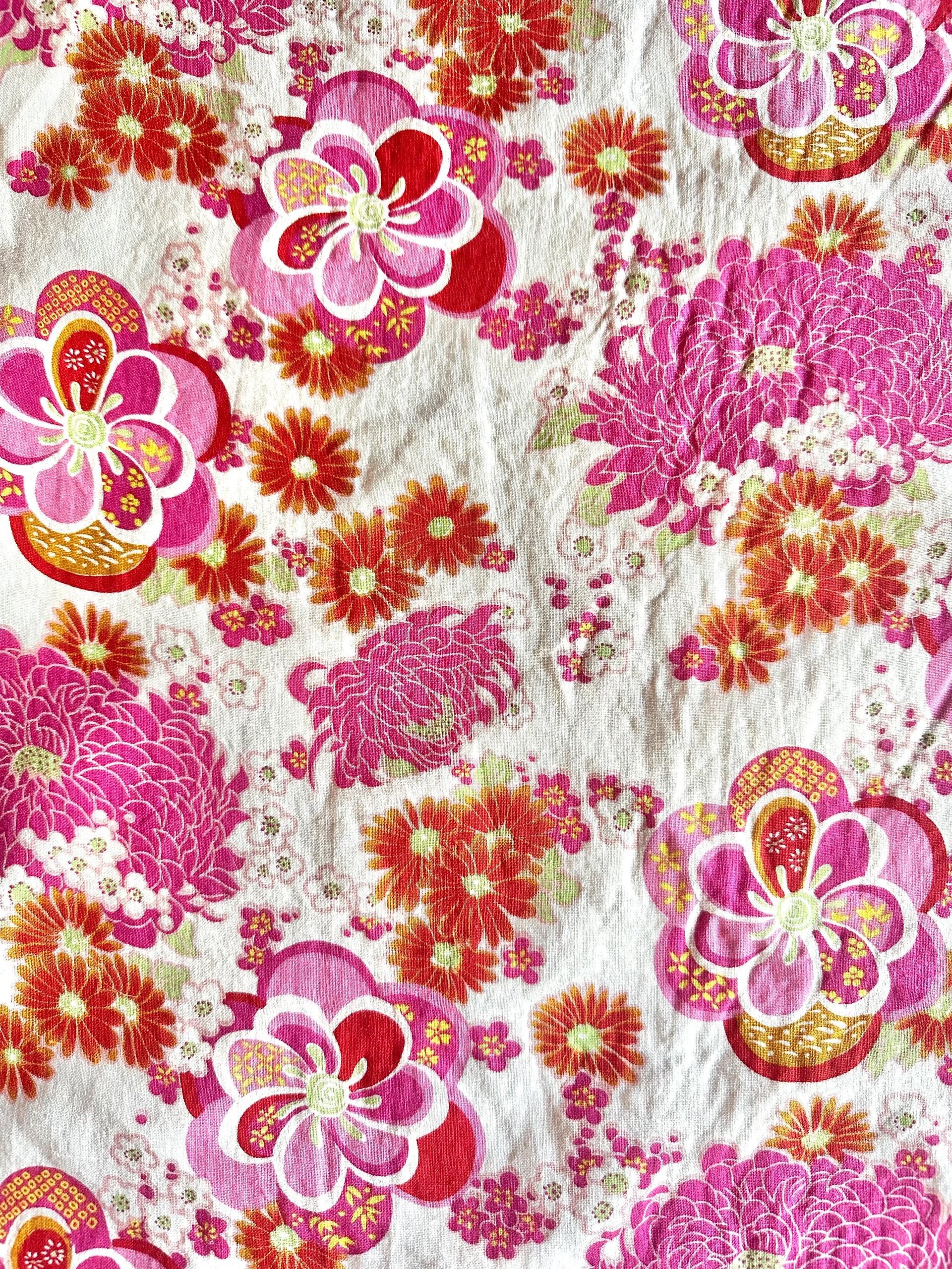 Linen Deadstock Yardage || Pink Fuchsia Floral || Lightweight Linen on off-white