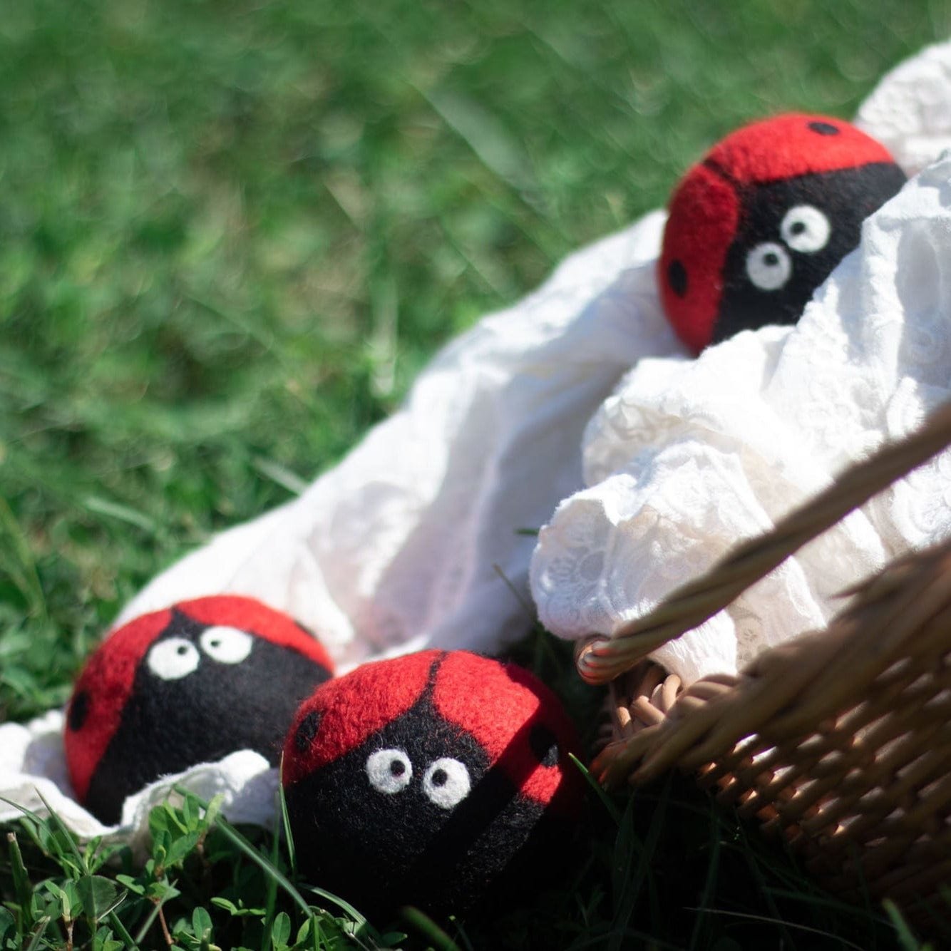 Eco Dryer Balls: LADYBUGS Trio - Set of 3 w/bag