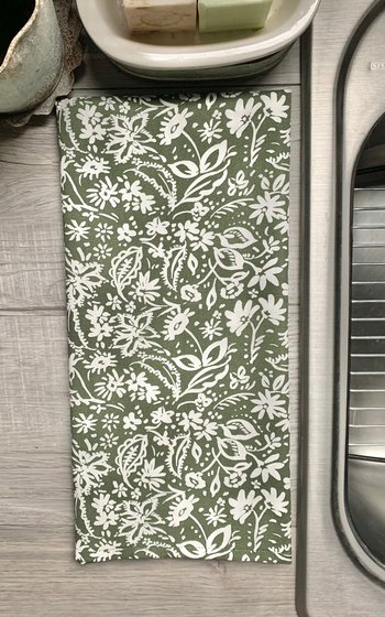 Green & White Floral Chef Towel || Nature Inspired Kitchen Towel